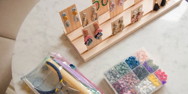 Polymer clay, clay earrings, singapore wedding ideas, wedding booths, singapore budget bride, hens party singapore, hens bachelorette party, handsonklay, hands on klay, diy, workshop singapore, craft activity