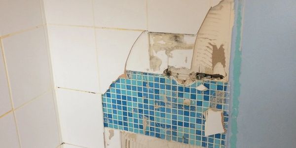 bathroom remodel, tiling, bath strip out