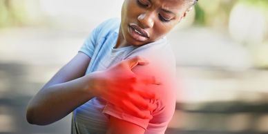 A lady with shoulder pain/discomfort.