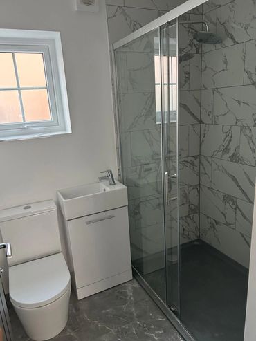 newly fitted shower / bathroom room