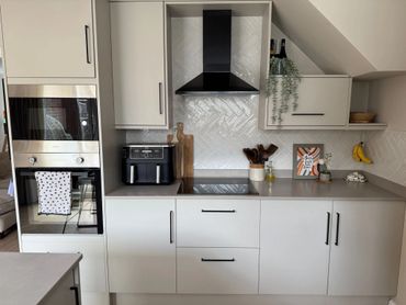 newly fitted howdens kitchen for client in sandy bedfordshire