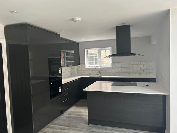 newly fitted howdens kitchen. 