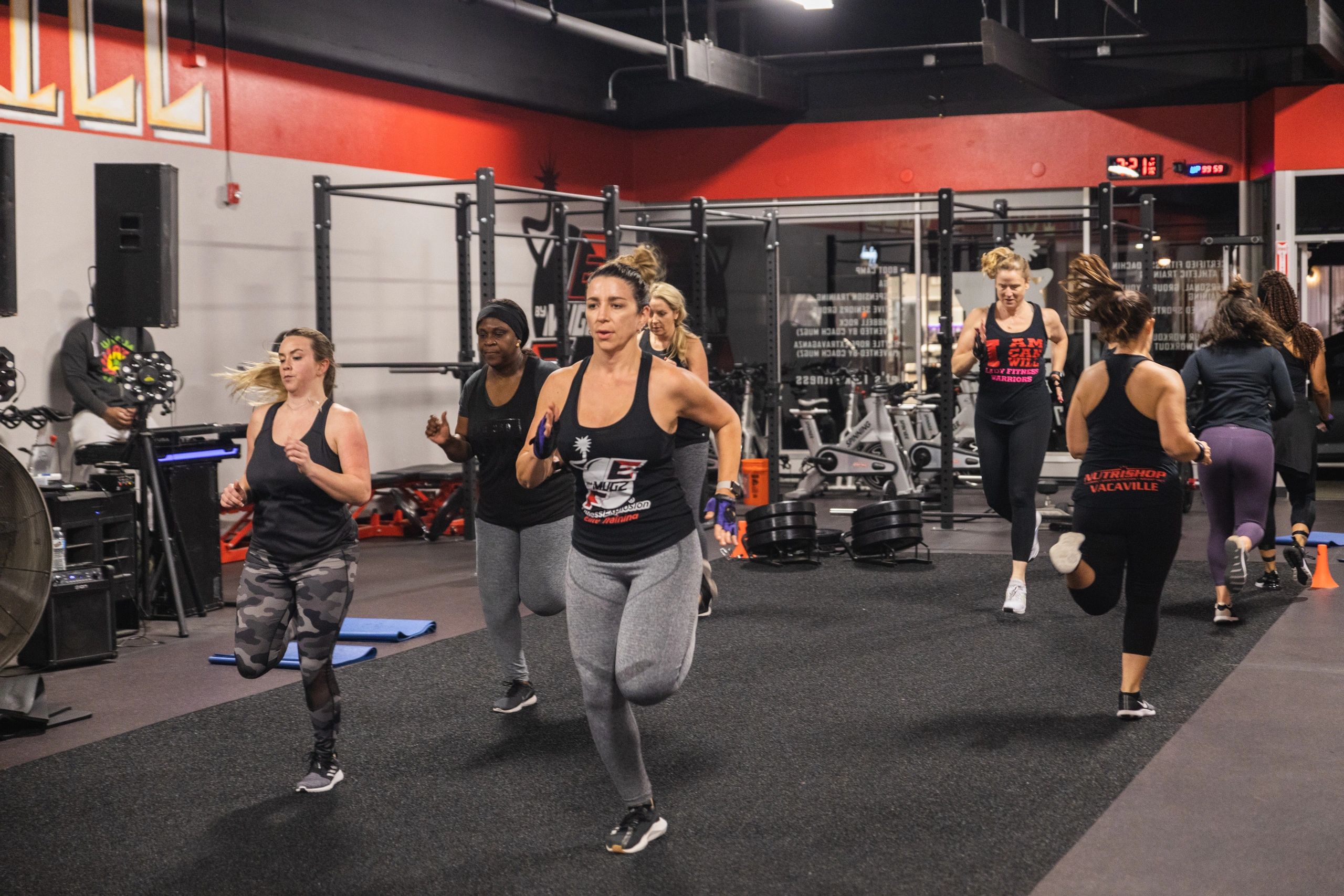 Gym - Fitness Explosion Elite Training