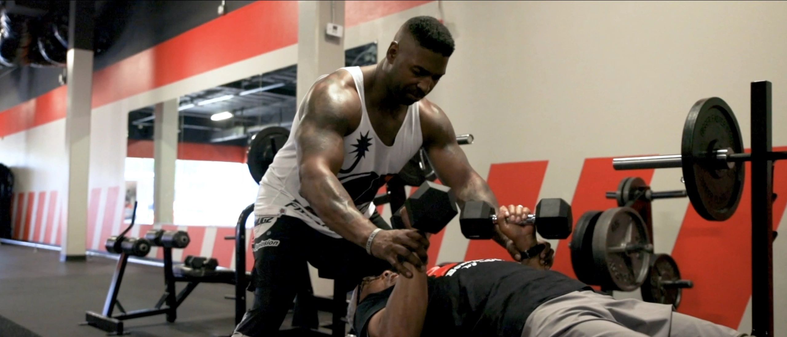 Gym - Fitness Explosion Elite Training