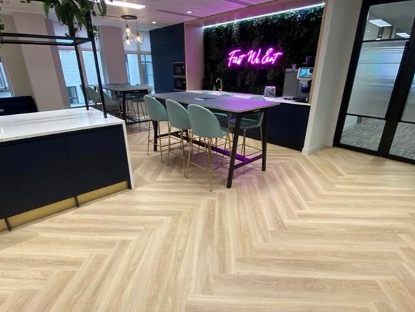 Lvt flooring herringbone