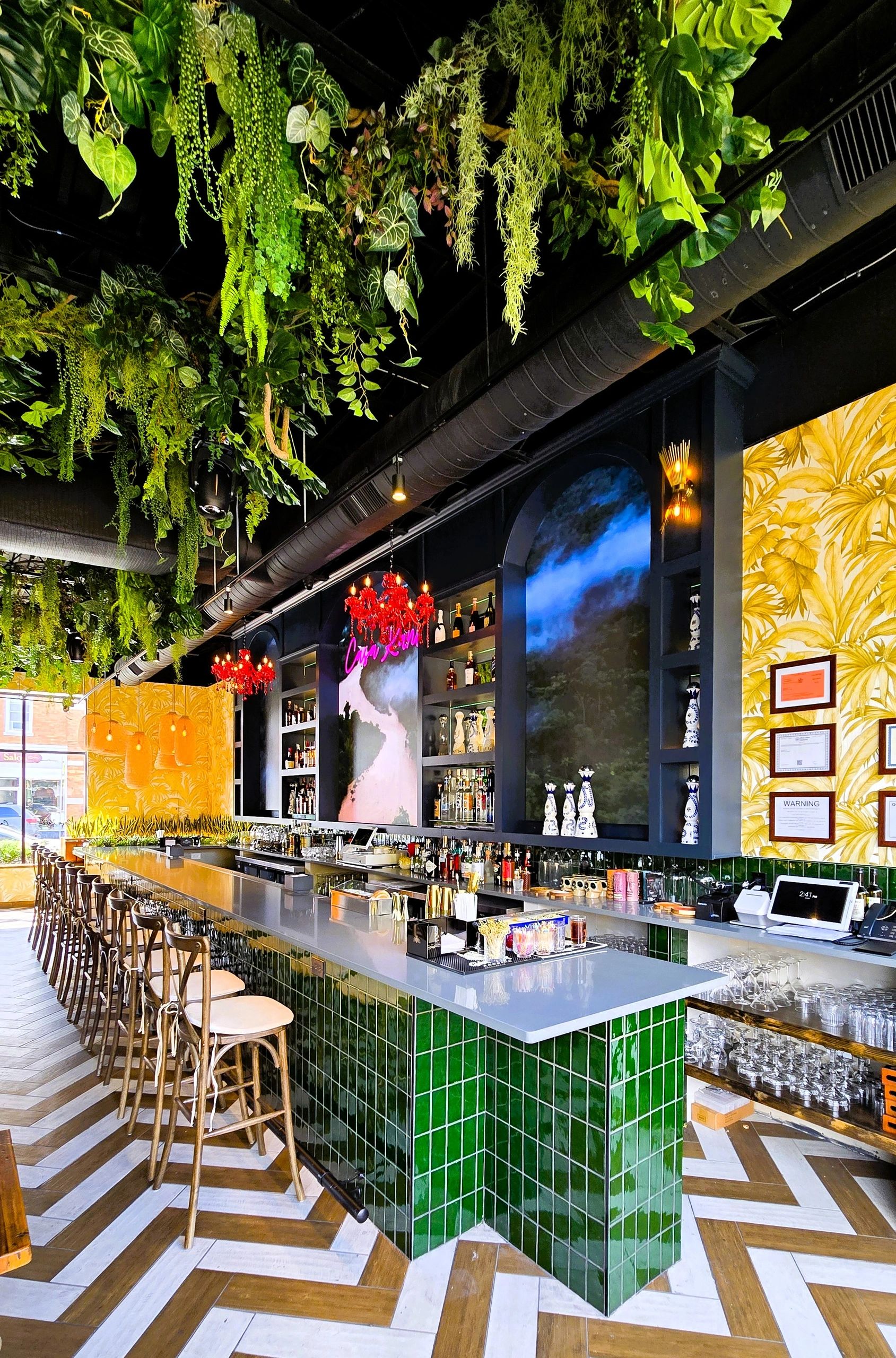 Pizza Cucina Latina - View Menu \u0026 Order Online - 625 Old Country Rd,  Westbury, NY 11590 - Slice, image size:1689x2560