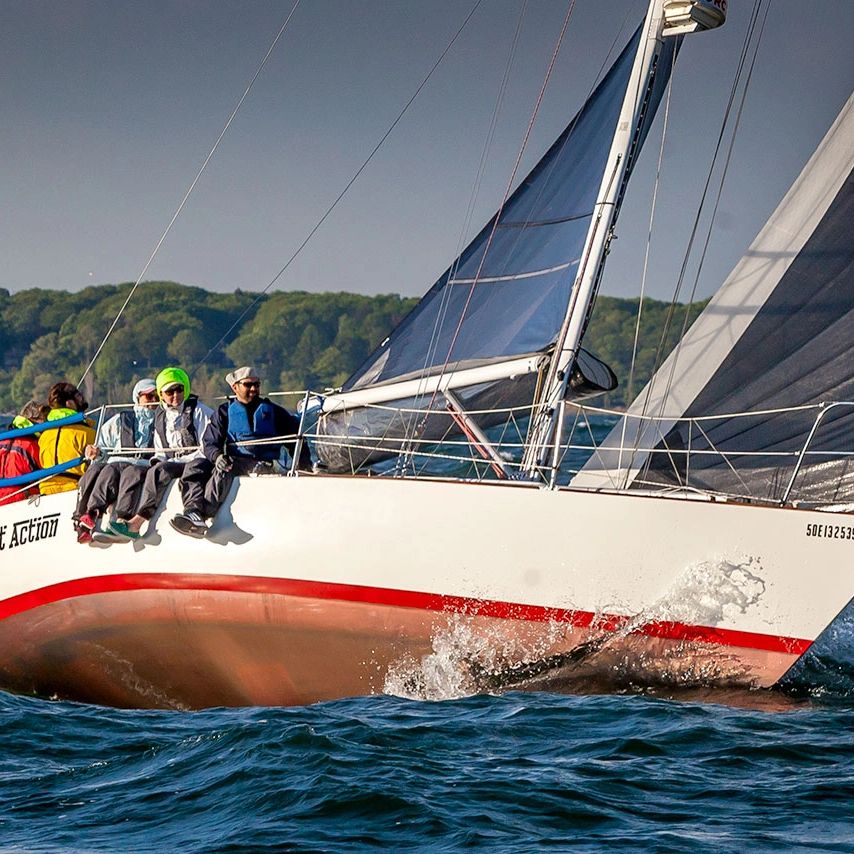 Our Canadian friends racing on a J34 off of Point Abino