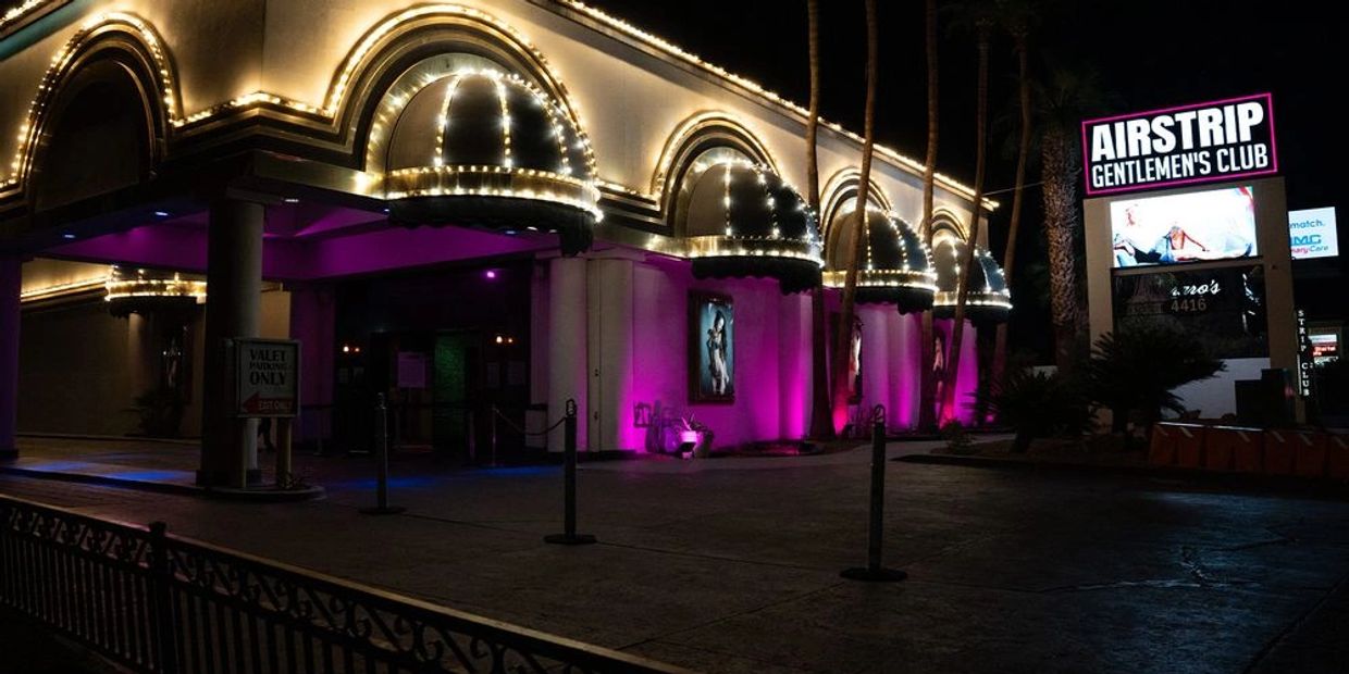 airstrip-gentlemen's-club-free-ride