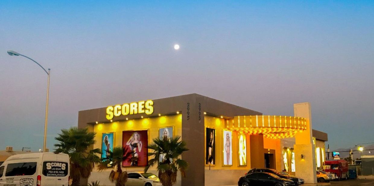 scores-las vegas-free strip club rides