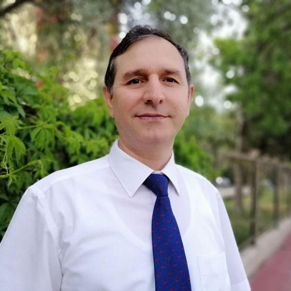 Prof.Dr. Tümer Türkbay Çocuk ve Ergen Psikiyatristi