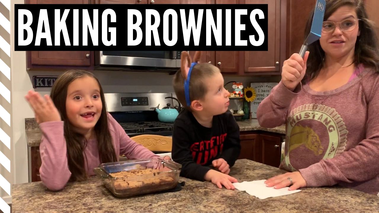 {"blocks":[{"key":"unvd","text":"Join us for our first video - Baking Brownies!","type":"unstyled","depth":0,"inlineStyleRanges":[],"entityRanges":[{"offset":0,"length":46,"key":0}],"data":{}}],"entityMap":{"0":{"type":"LINK","mutability":"MUTABLE","data":{"target":"_blank","url":"https://youtu.be/1o1x6acgSXY"}}}}