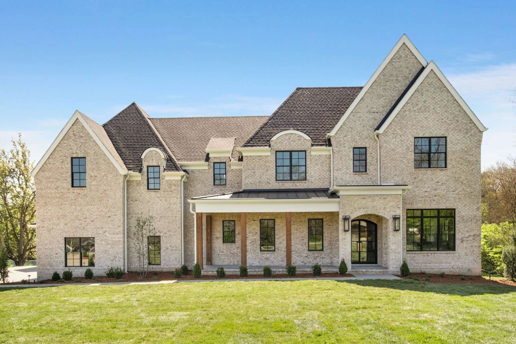 9 Things I Wish I Had Known Before Building A House – IEYHQ