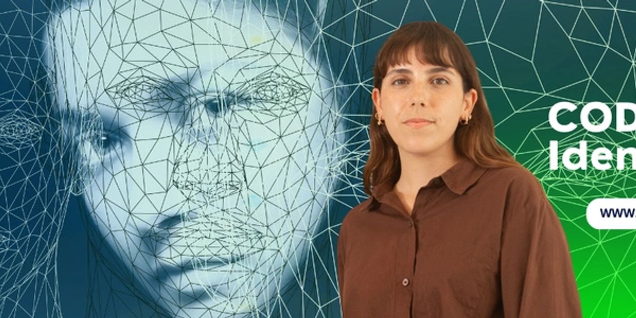 Woman in front of digital wireframe faces with CODIGGO Identity Lab text.
