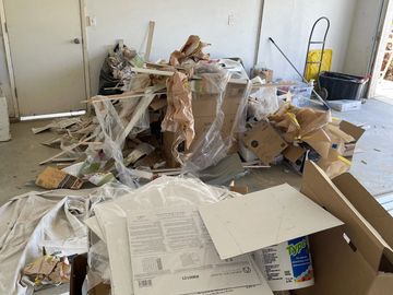 Construction Debris Removal in Visalia California
Fast & Easy Junk Removal