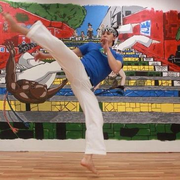 capoeira family training online, virtual, fun fitness, martial arts adult kick, at-home
