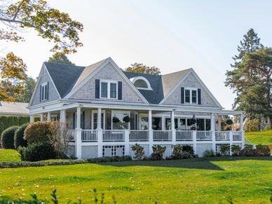 Building Dream Homes. Custom Home Construction