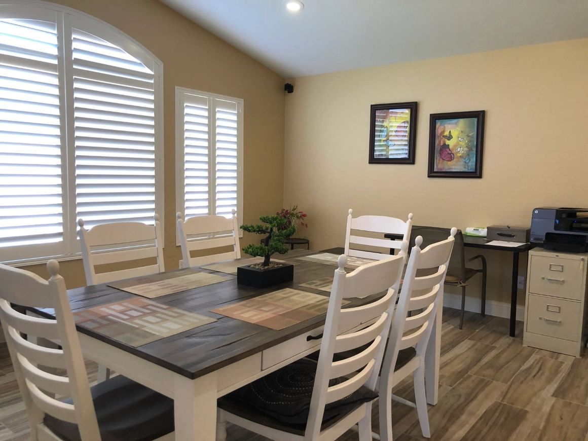 Shared dining room at Marigold at Redwood Assisted Living Home.