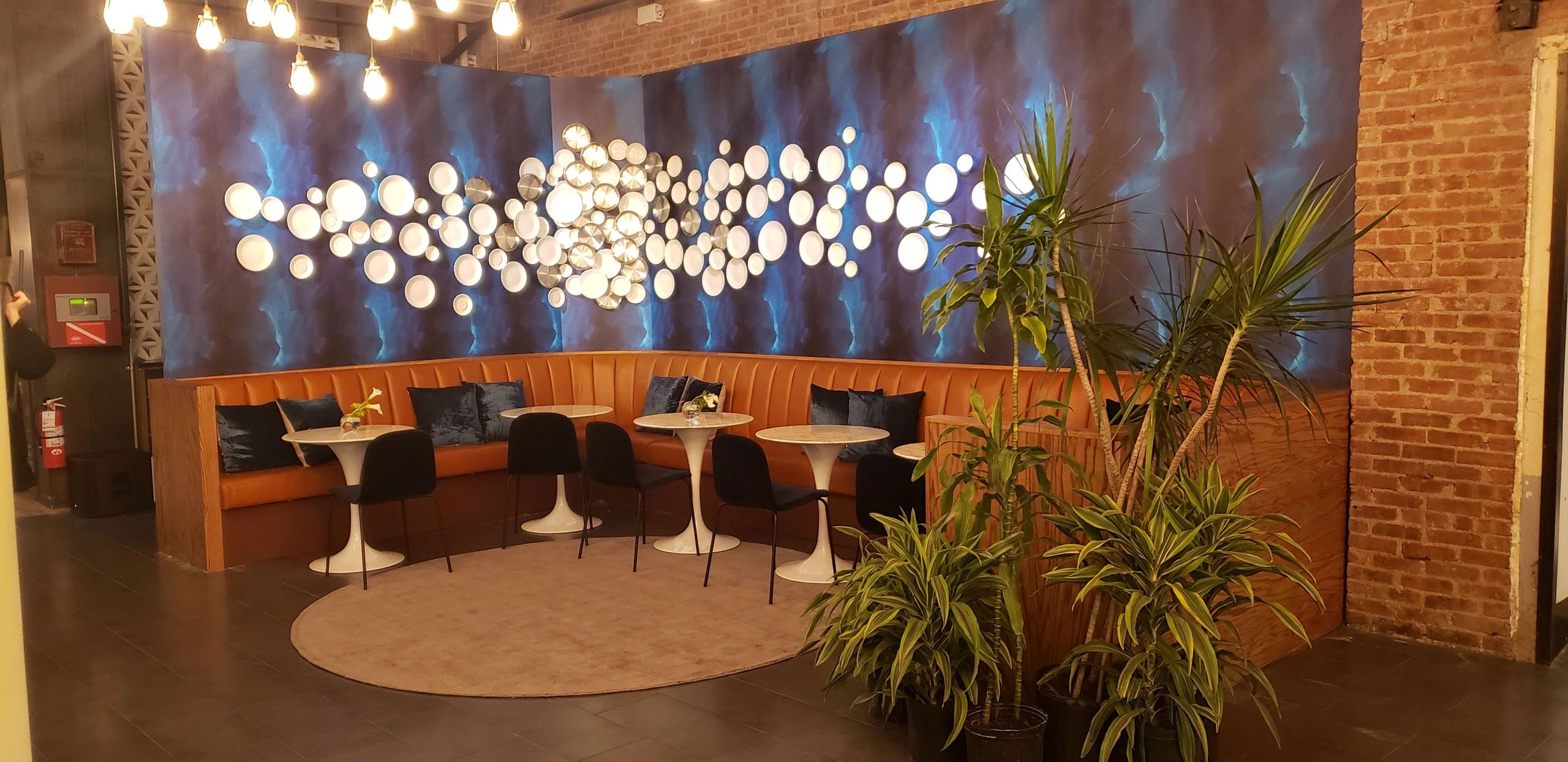 {"blocks":[{"key":"cl9rg","text":" PLATINUM HOUSE POP UP ENVIRONMENTS ","type":"unstyled","depth":0,"inlineStyleRanges":[],"entityRanges":[],"data":{}}],"entityMap":{}}