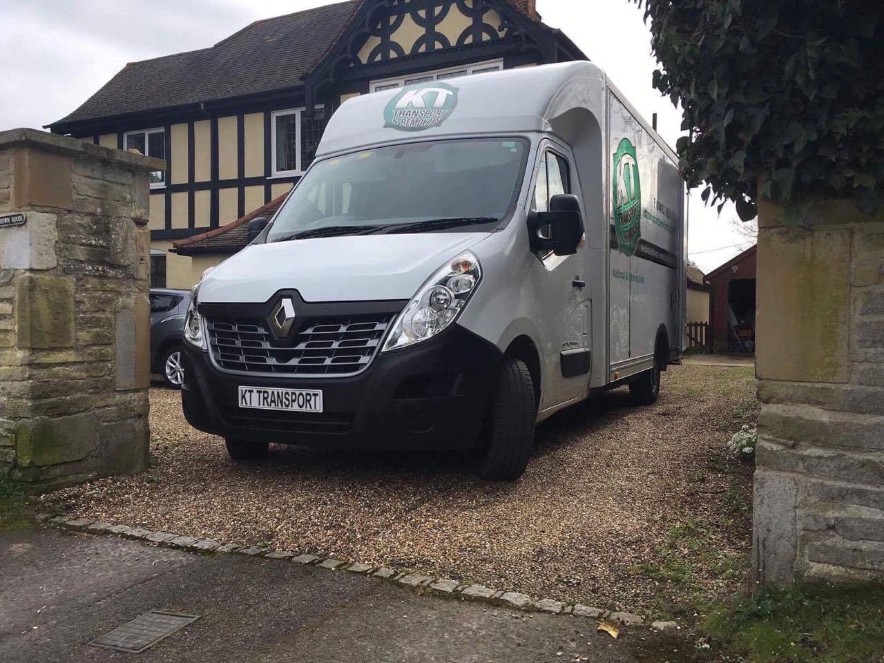 Luton Van Woking