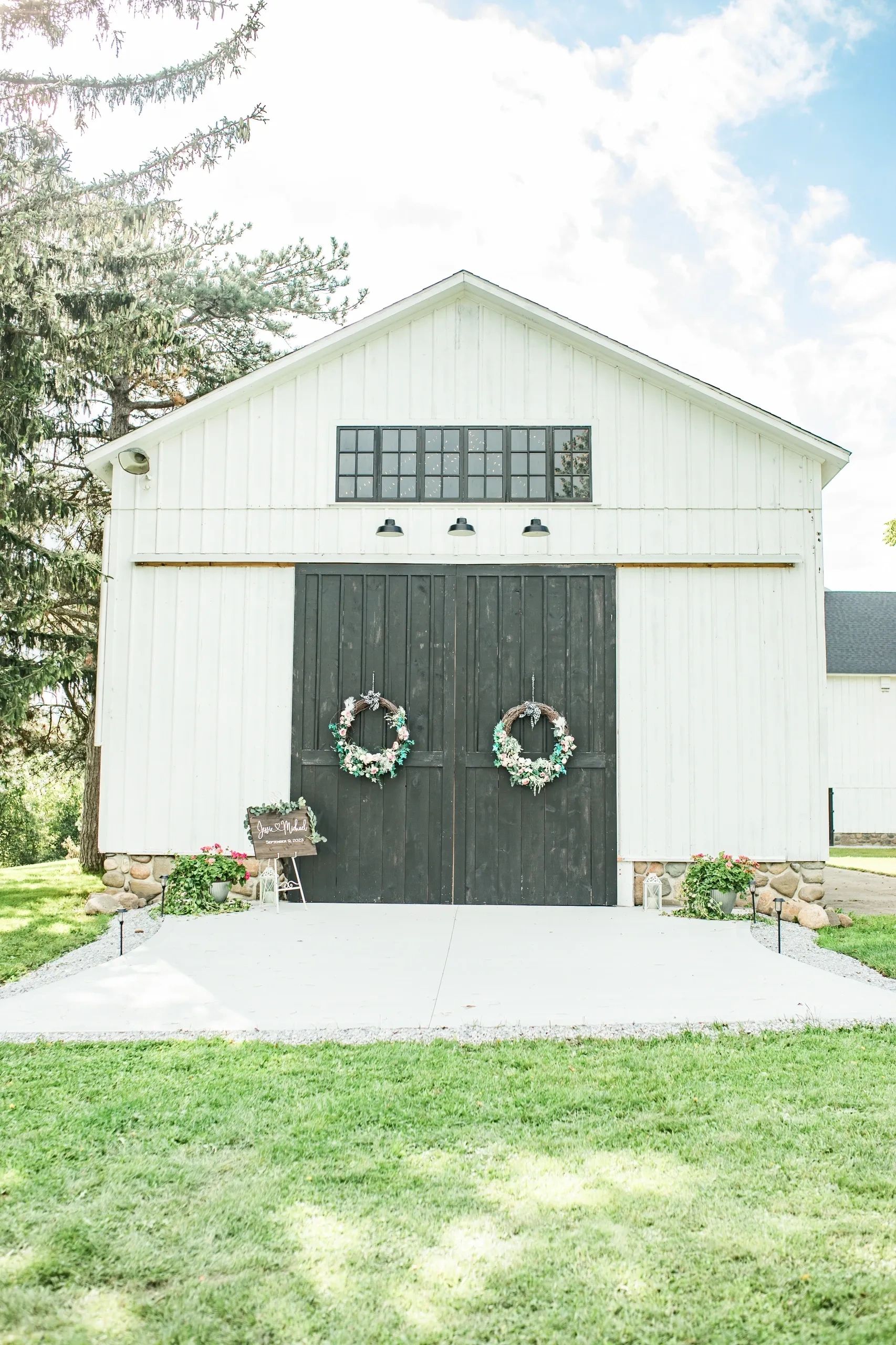 Trillium Farm Events Barn Venue in Metro Detroit