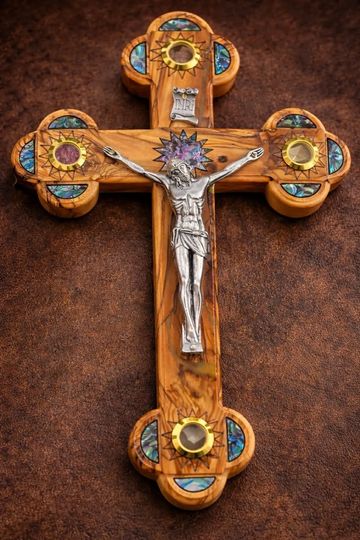 7 Inch Mother of Pearl & Olive Wood Wall Crucifix Cross

This elegant 7-inch wall crucifix cross is 