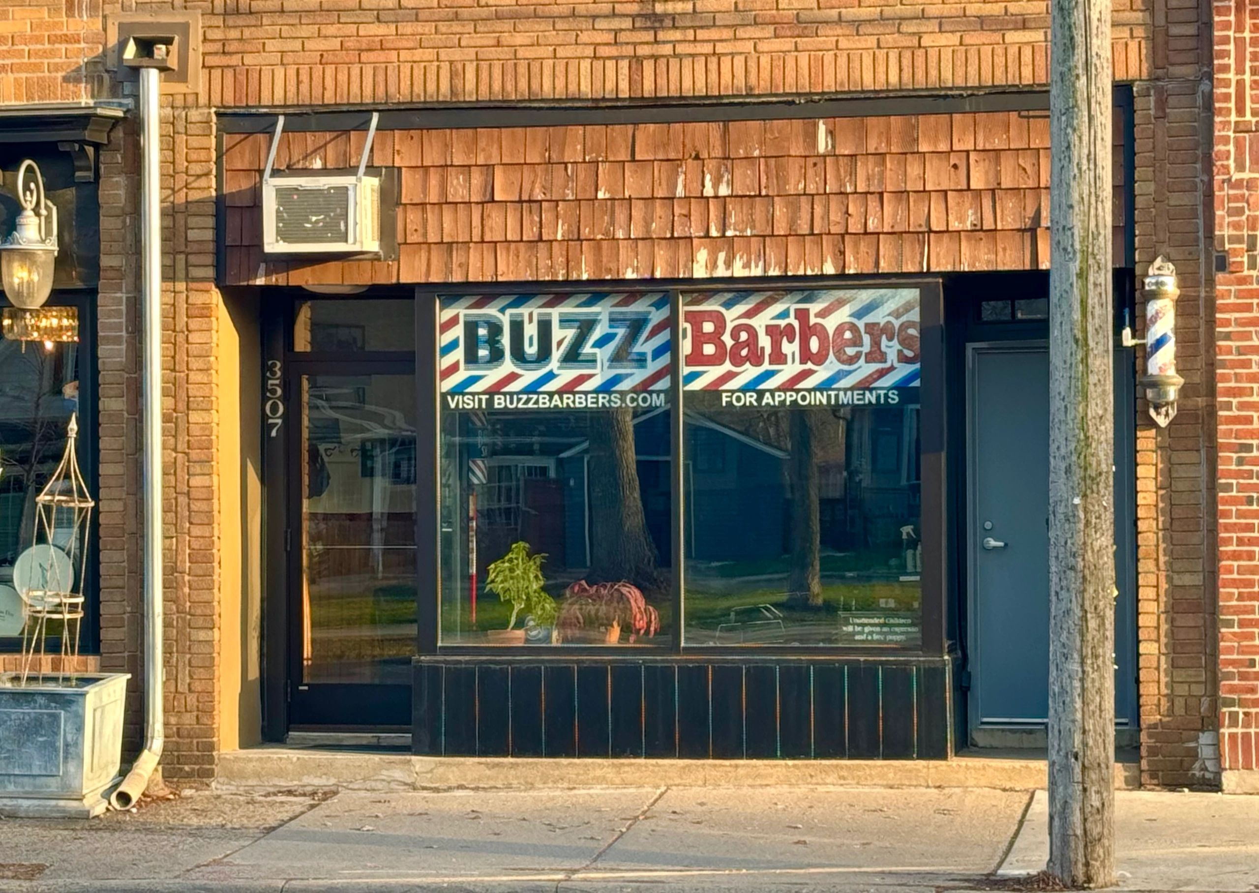 Buzz Barbers