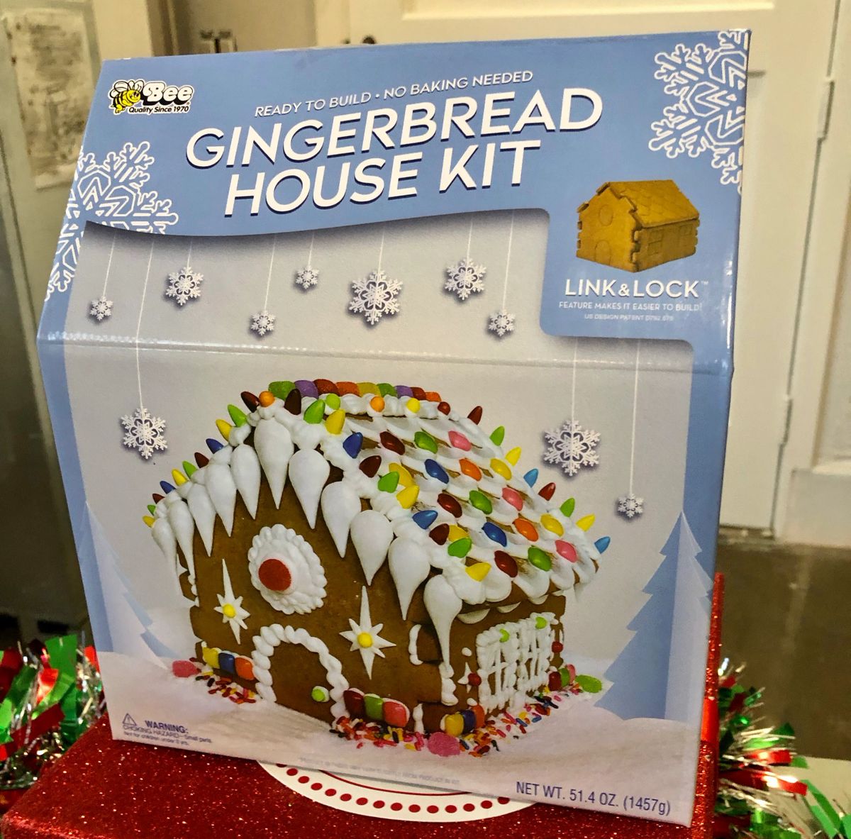 Bee Gingerbread House Kit