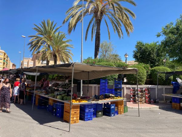 Sax Market, fruit and veg