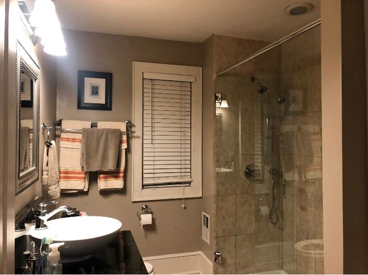 https://img1.wsimg.com/isteam/ip/0bcc716b-b418-47ed-958b-f37963e2f80a/Before-bathroom-reno-0001.JPG