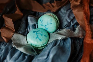 Blue macarons