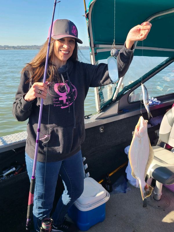 Girl Power Fishing Charcoal/Pink Trucker Hat & Lures Line Lashes Hoodie. Women's Fishing Clothing CA