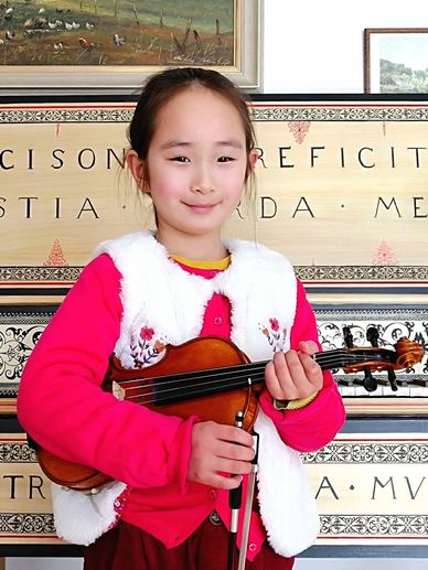 Rachael Li, 9, Youngest Female US Chess Master Ever