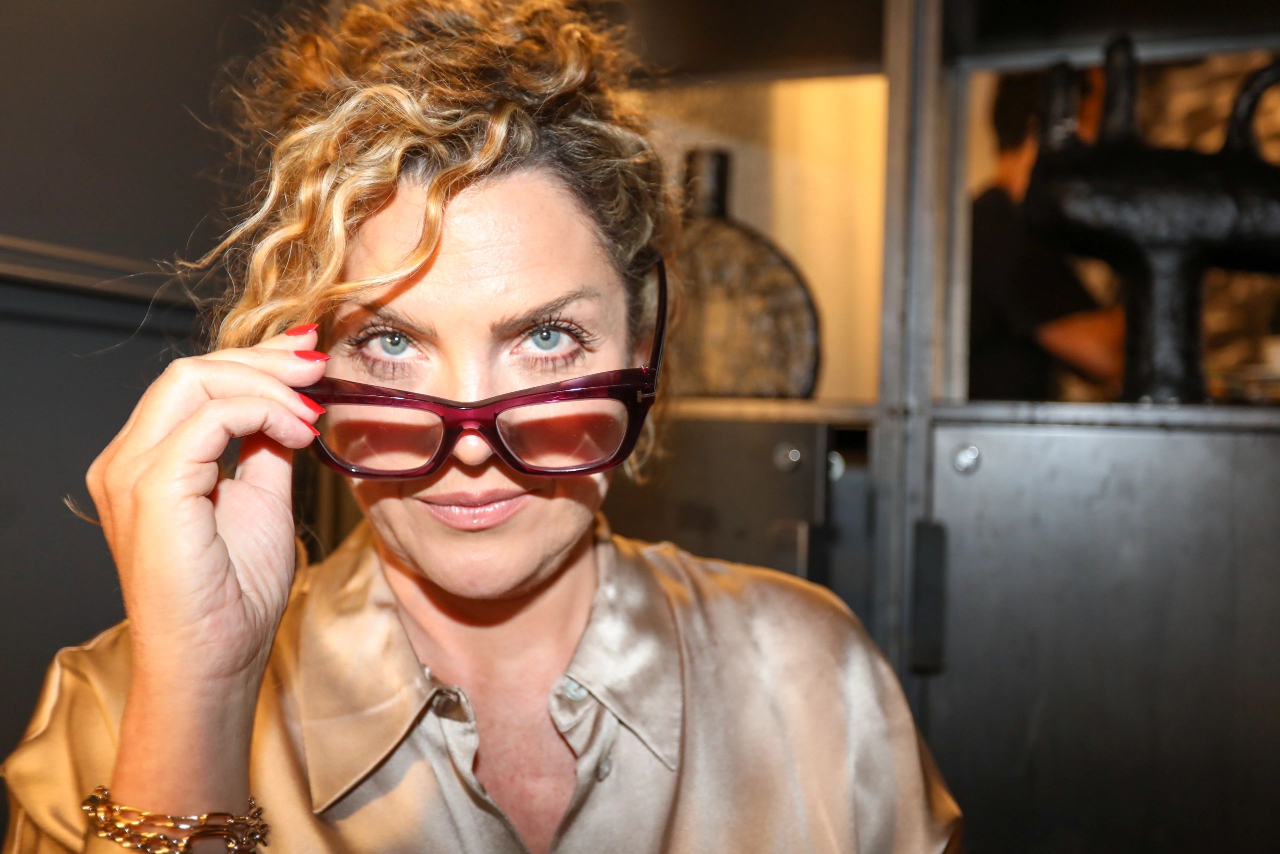 Meet The Woman Behind The Coach Dan Campbells Wife And Her Inspiring Strength - oshizbg