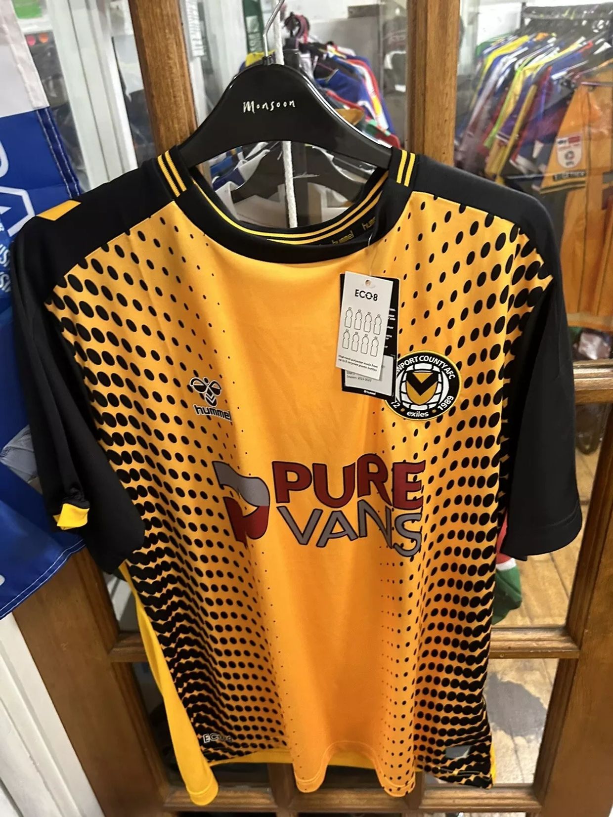 mens football shirt original genuine Newport County BNWT Large L
£25.00