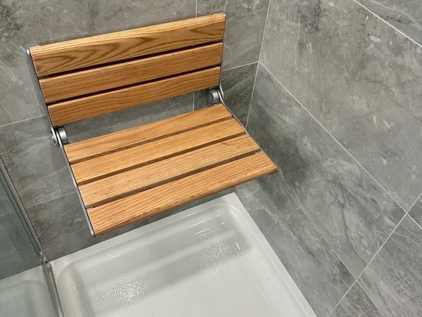 custom shower, shower bench, luxurious 