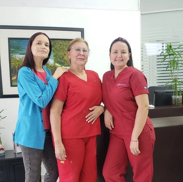 Equipo profesional en medicina estetica para darte el mejor servicio para realzar su belleza natural