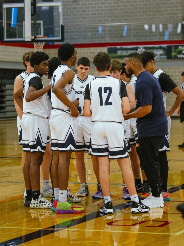 Lone Star Basketball