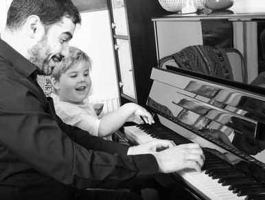 Early years piano lesson