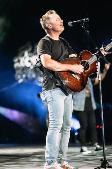 Chris tomlin concert at night