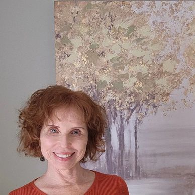 Eve Tarquino, certified QHHT Level 2 and BQH practitioner, offering spiritual hypnosis sessions for 