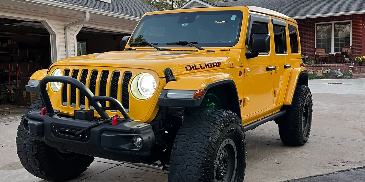 Wash, clay bar, and wax on this jeep in Wichita ks