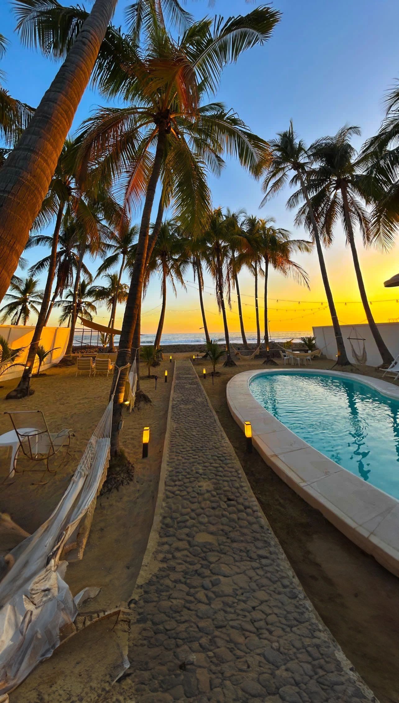Sunset Surf Villa - El Salvador