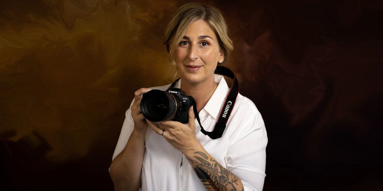 Hobart Family Maternity Portrait Graduation Photographer