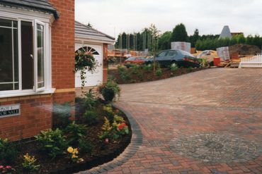 image25