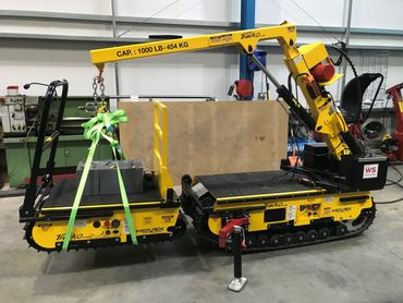 Movex TT-47 and Cross-Country with telescopic crane in workshop 