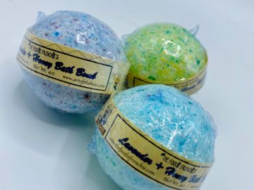 Bath bombs infused with raw honey 