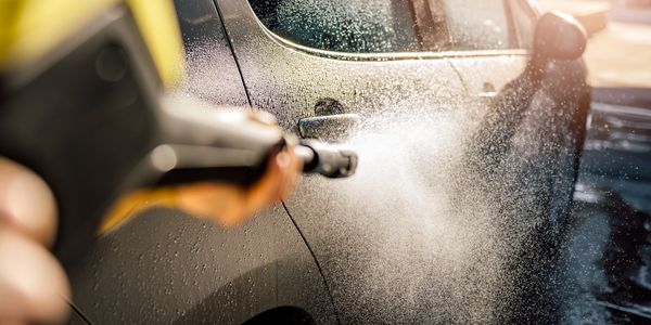 Jet washing