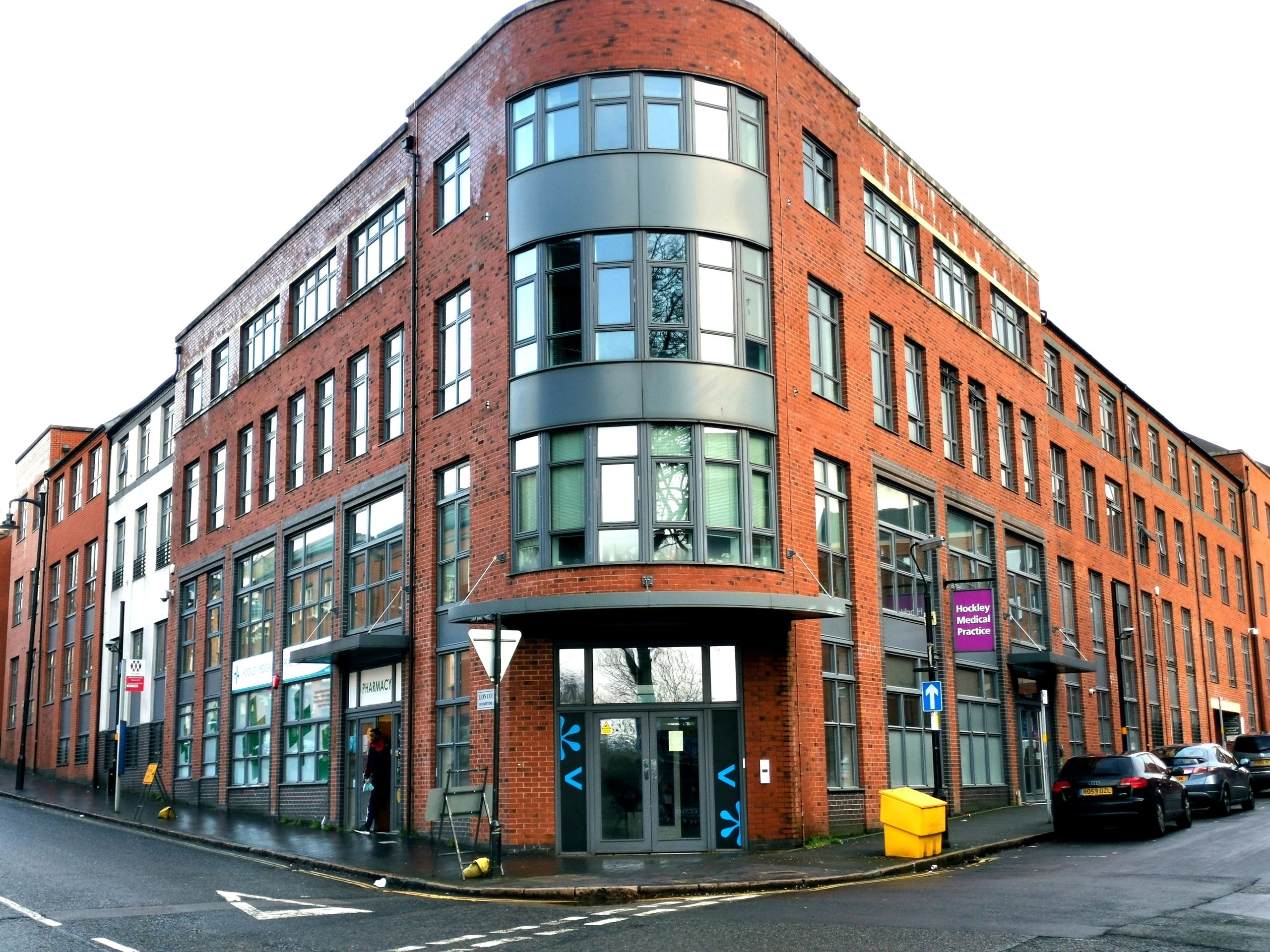 Prime Medical Centre & Pharmacy Investment