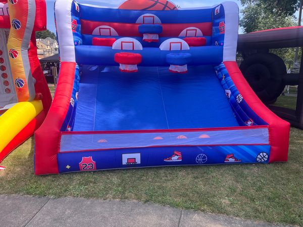 Inflatable basketball 