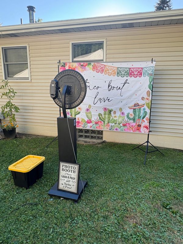 Photo Booth at wedding 